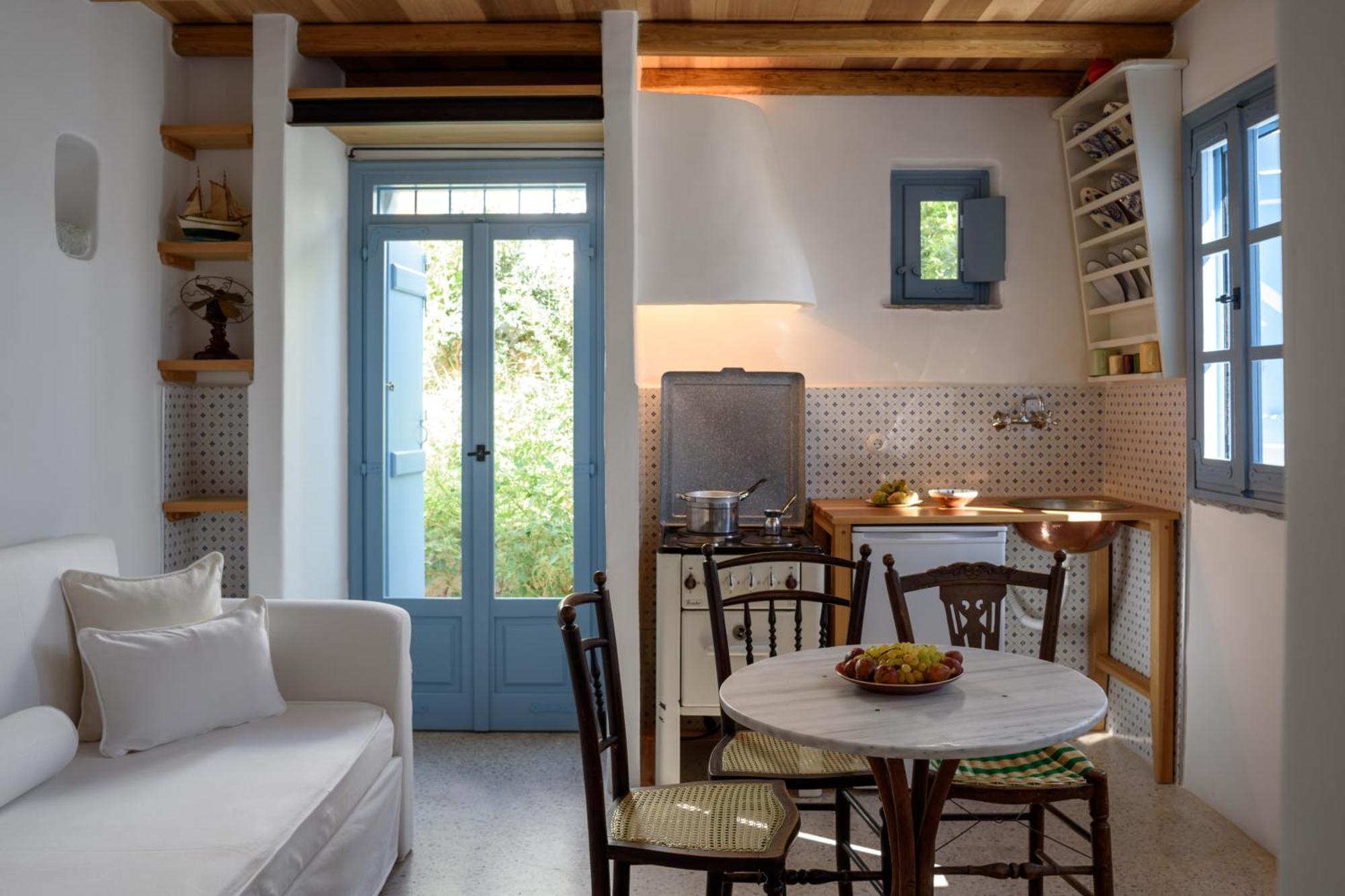 Mezzolovero Suites Kímolos Dış mekan fotoğraf