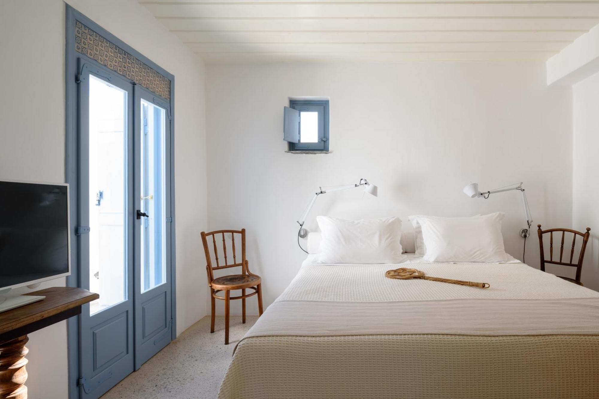 Mezzolovero Suites Kímolos Dış mekan fotoğraf