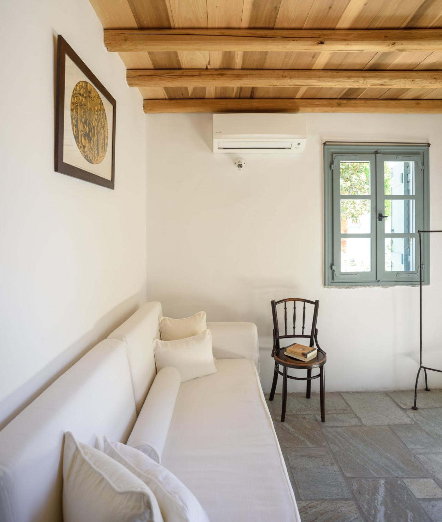Mezzolovero Suites Kímolos Dış mekan fotoğraf