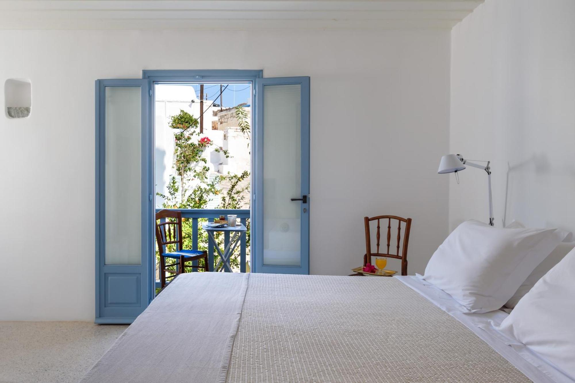 Mezzolovero Suites Kímolos Dış mekan fotoğraf